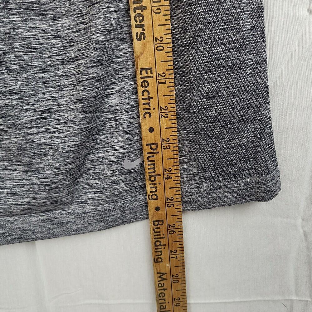 Nike Womens Dri Fit Gray Short Sleeve Round Neck Pullover Activewear Top Sz M - Picture 6 of 8